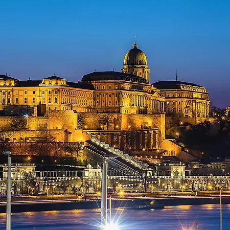 Budabest View * Budapest